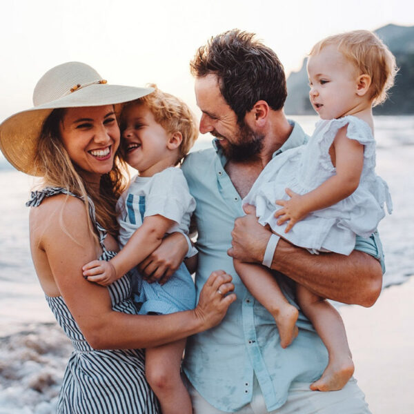 Noor pere puhkusel, pühadel.