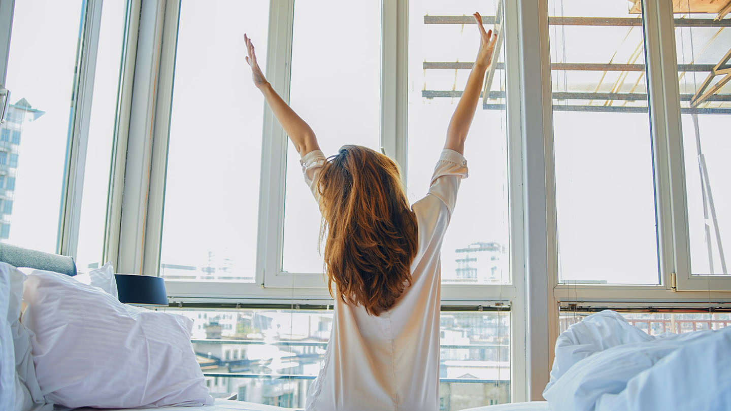Akna ääres ärkamine; puhkus on haigusest taastumise võti.